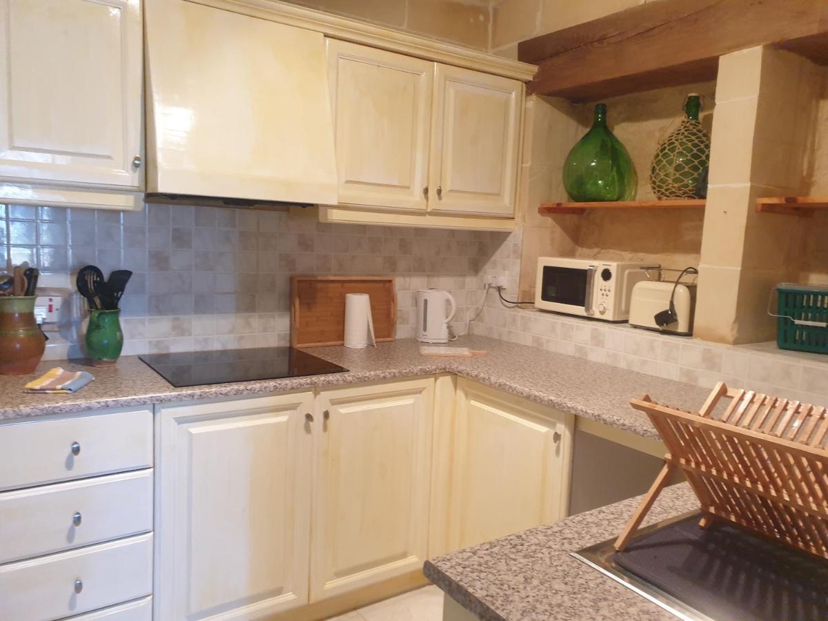 Ta Gajdoru Apartment Il-Pergla エクステリア 写真